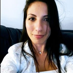 Meet your Posher, Juliana